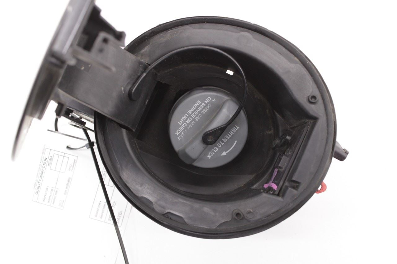 2014-2018 Jeep Cherokee Limited 3.2L Fuel Tank Filler Housing Door Lid Cover OEM - Alshned Auto Parts