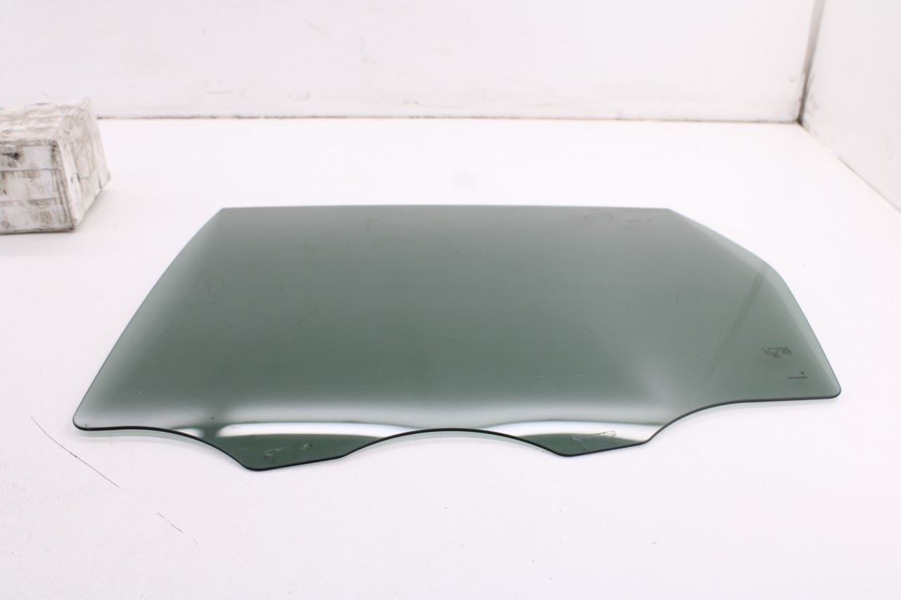 2011-2018 Porsche Cayenne S Rear Left Door Window Movable Glass 95854261106 OEM5