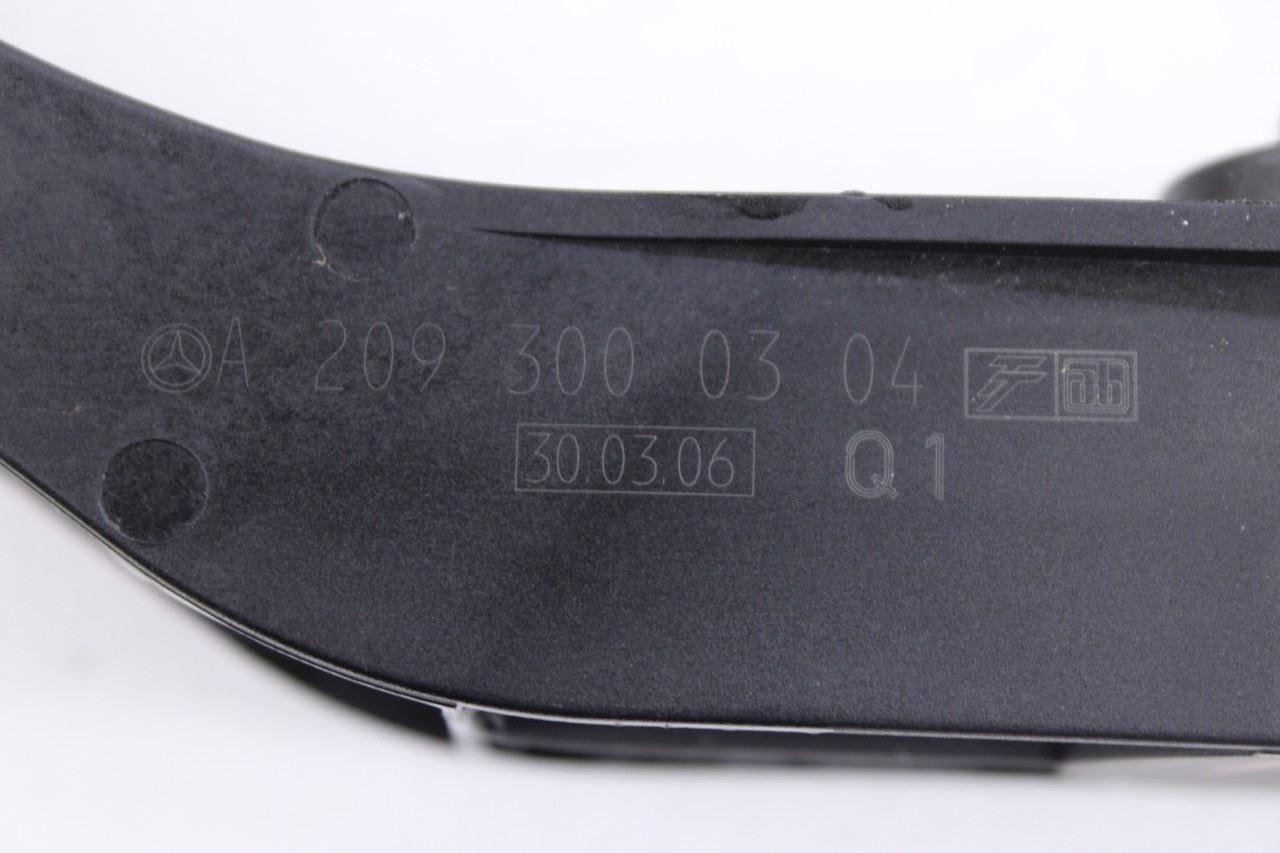 2006-2009 Mercedes-Benz CLK350 3.5L Accelerator Throttle Gas Pedal Sensor10