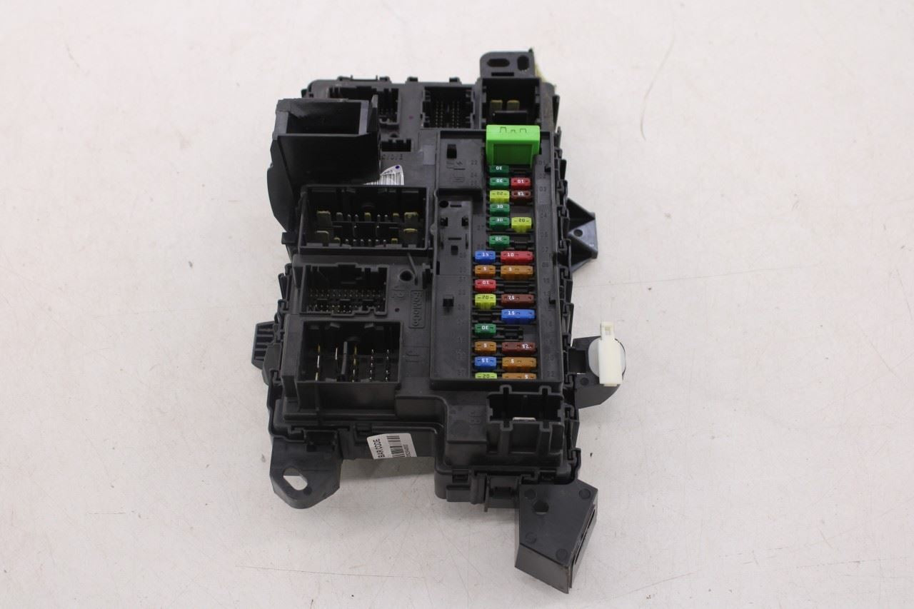 2020-2021 Ford Expedition Max XLT Fuse Box Body Computer Control Module BCM BCU13