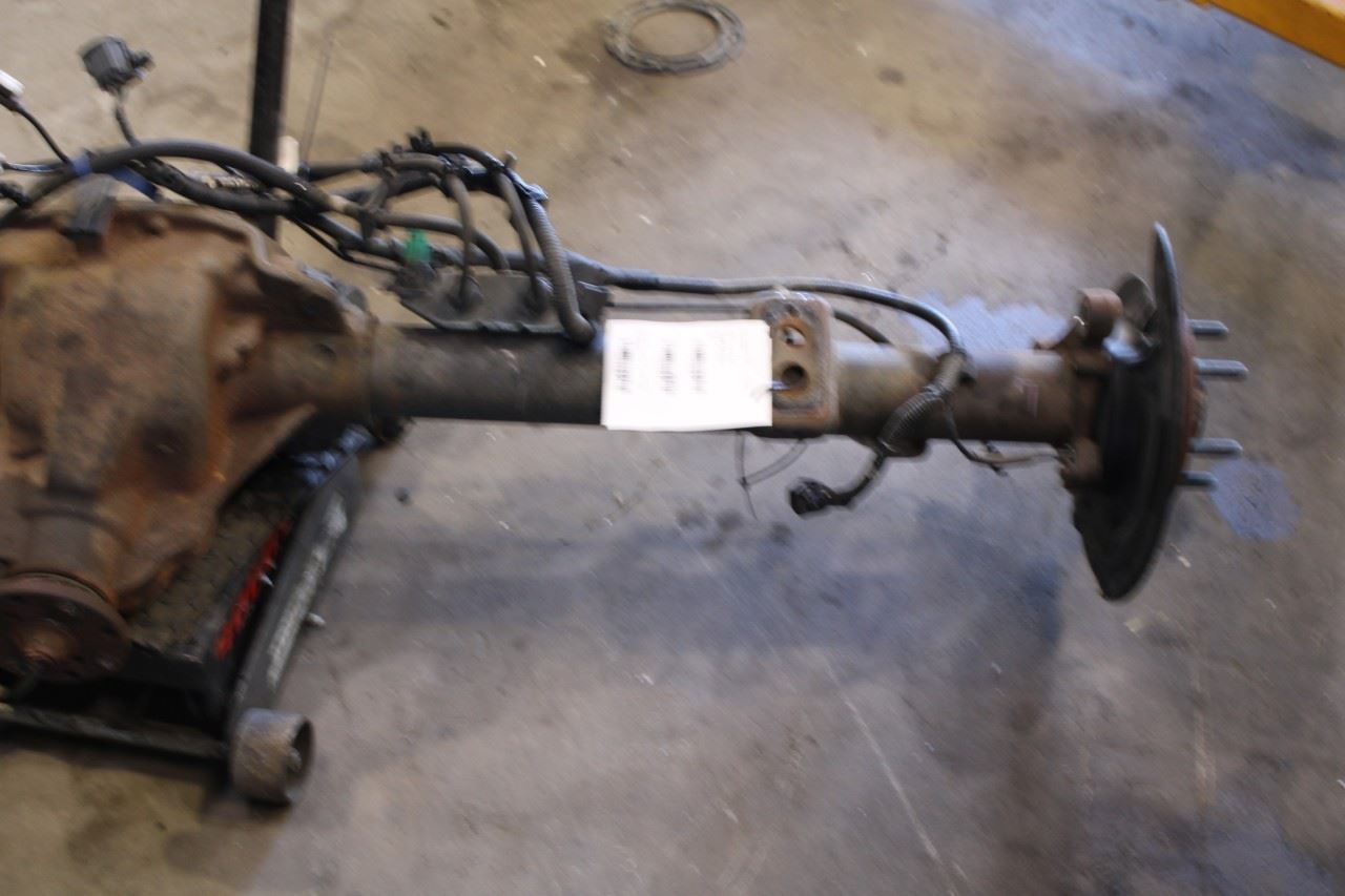 21-26 Ford F150 XLT Supercrew RWD Rear Differential Carrier 8.8 ring 3.15 ratio3
