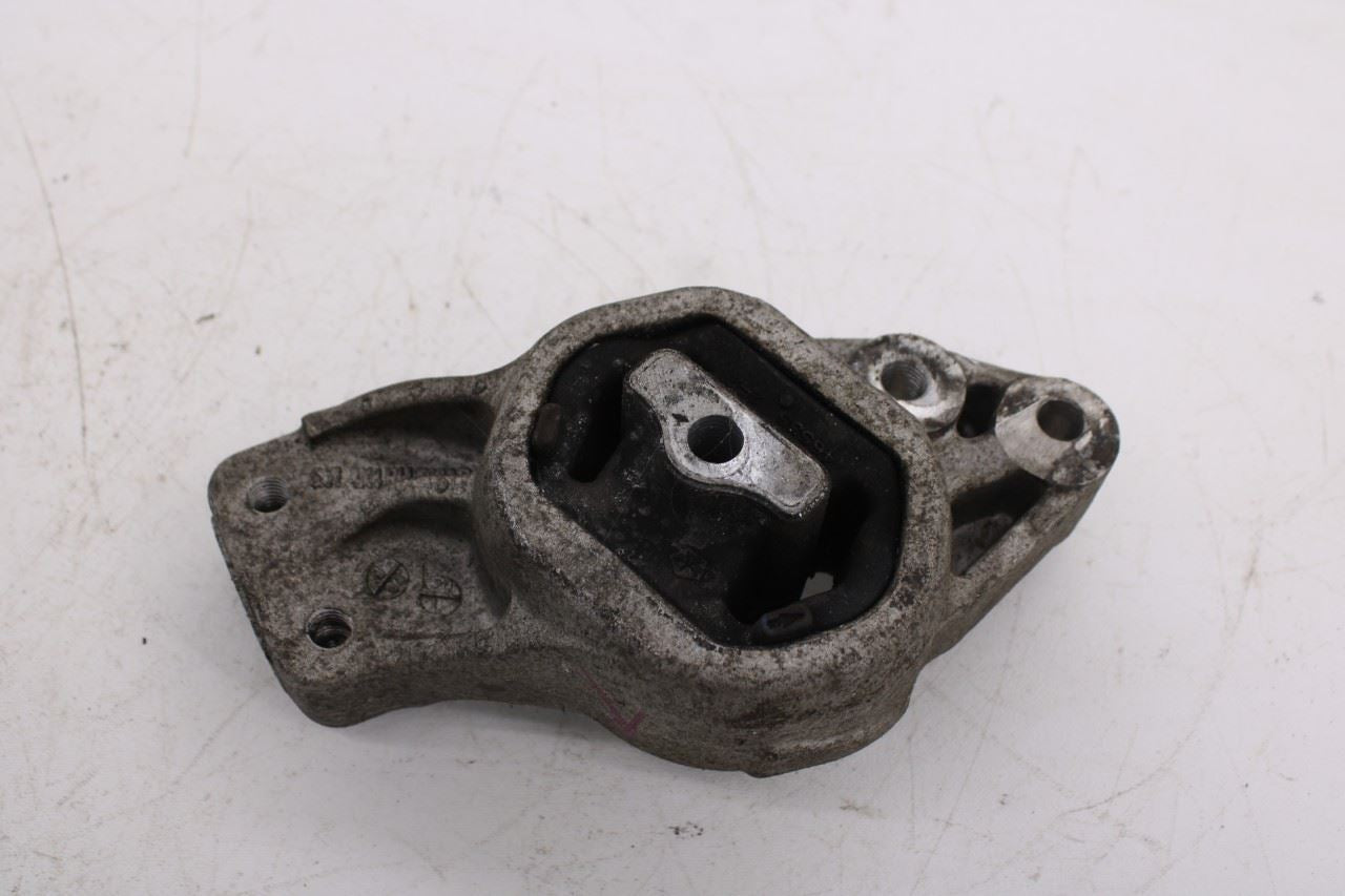 2019-24 Ram 1500 Big Horn 5.7L Left and Right Engine Mount Insulator 68248781AB8
