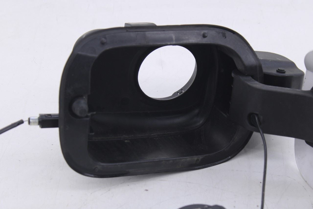 20-22 Hyundai Palisade Limited AWD 3.8L Fuel Tank Filler Housing Door Lid Cover - Alshned Auto Parts
