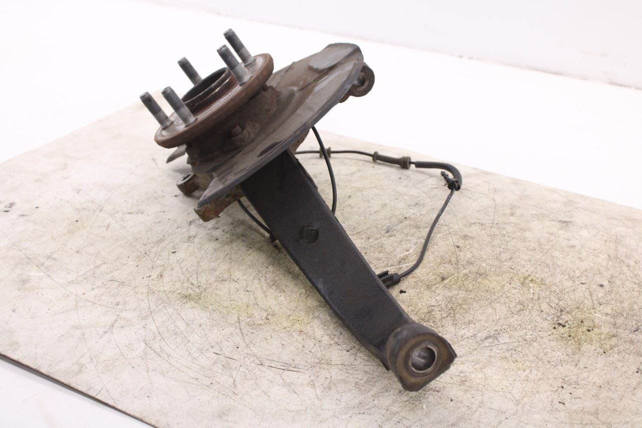 11-15 Dodge Durango SXT AWD Front Driver LH Side Spindle Knuckle Hub 68022629AD4