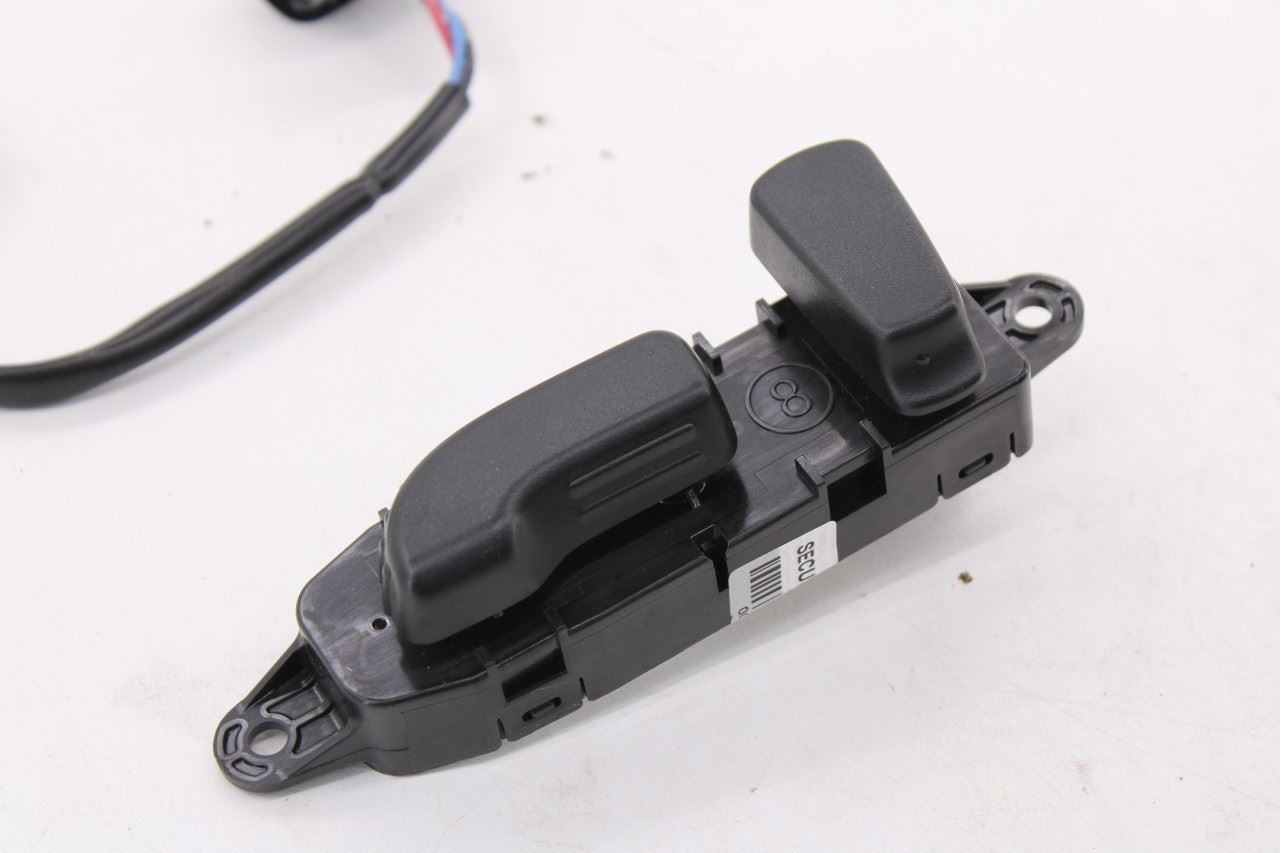 2016-2020 Infiniti QX60 Front Left Side Power Seat Control Switch 87066-1AB0A4