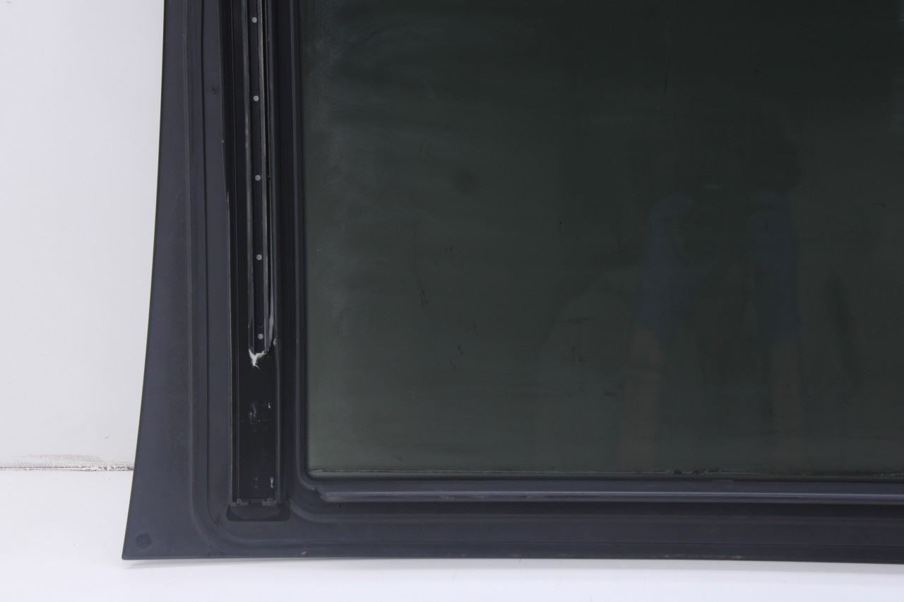 2015-2021 Mercedes-Benz C300 4Matic Roof Center Sunroof Panel Glass 205780012164 - Alshned Auto Parts