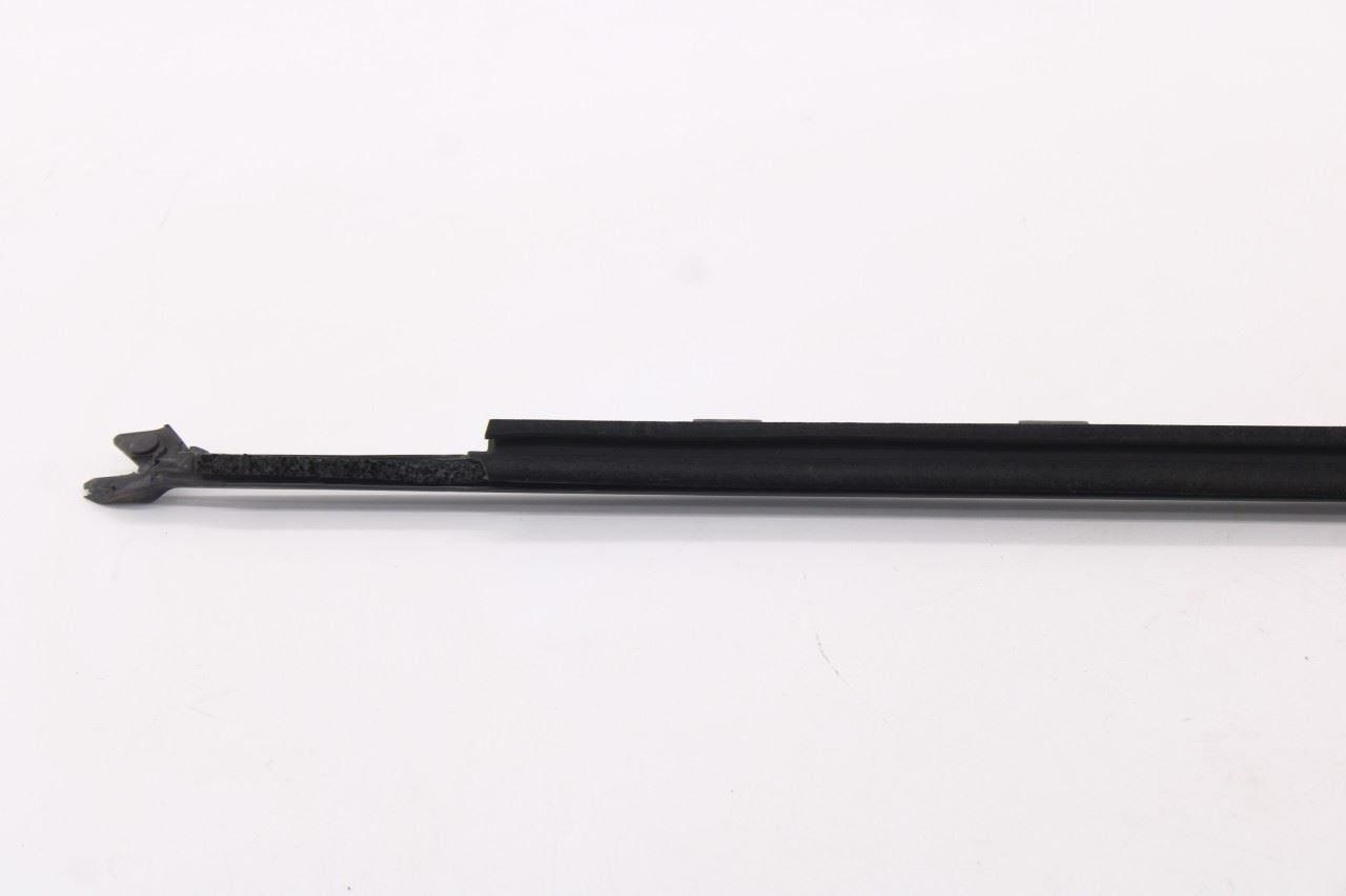 2015-2023 Ford Mustang GT Front Left Side Door Outer and Inner Belt Weatherstrip13