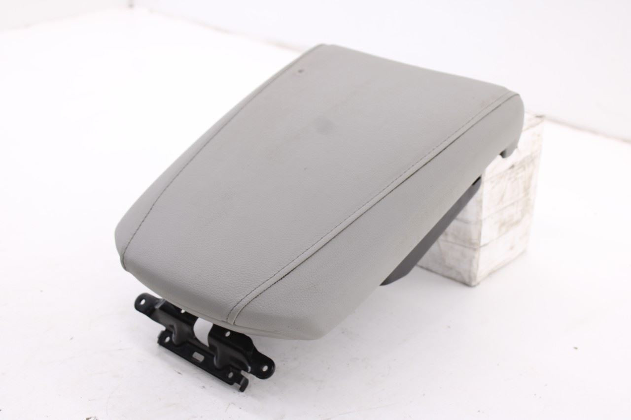 2017-2020 Acura MDX w/Tech Pkg Center Console Armrest Cover Lid 83405-TZ5-A12ZB5
