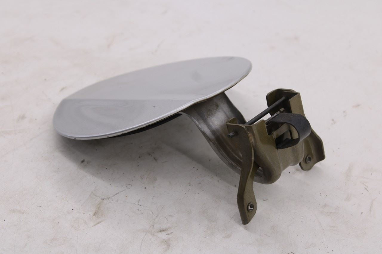 2010-2014 Ford Mustang Premium Conv V6 4.0L RWD Fuel Tank Filler Door Lid Cover4