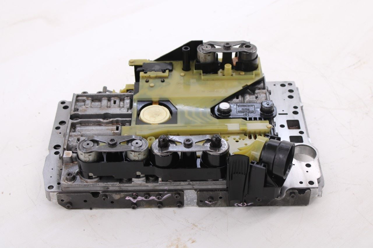 12-18 Jeep Wrangler Unlimited Sahara 3.6L 4WD 5-Spd Auto Transmission Valve Body9