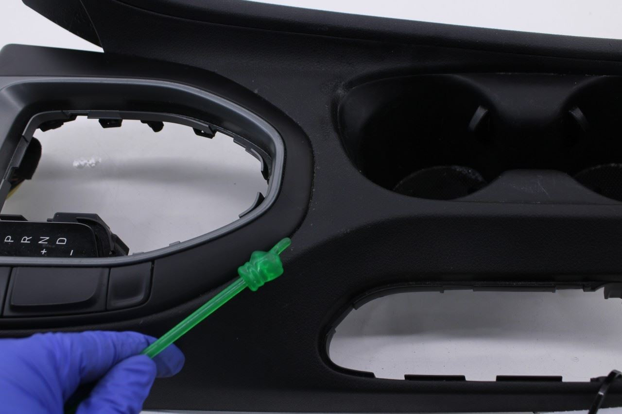19-21 Hyundai Veloster Center Console Upper Cover Panel Assembly 84651-J3000-NNB4