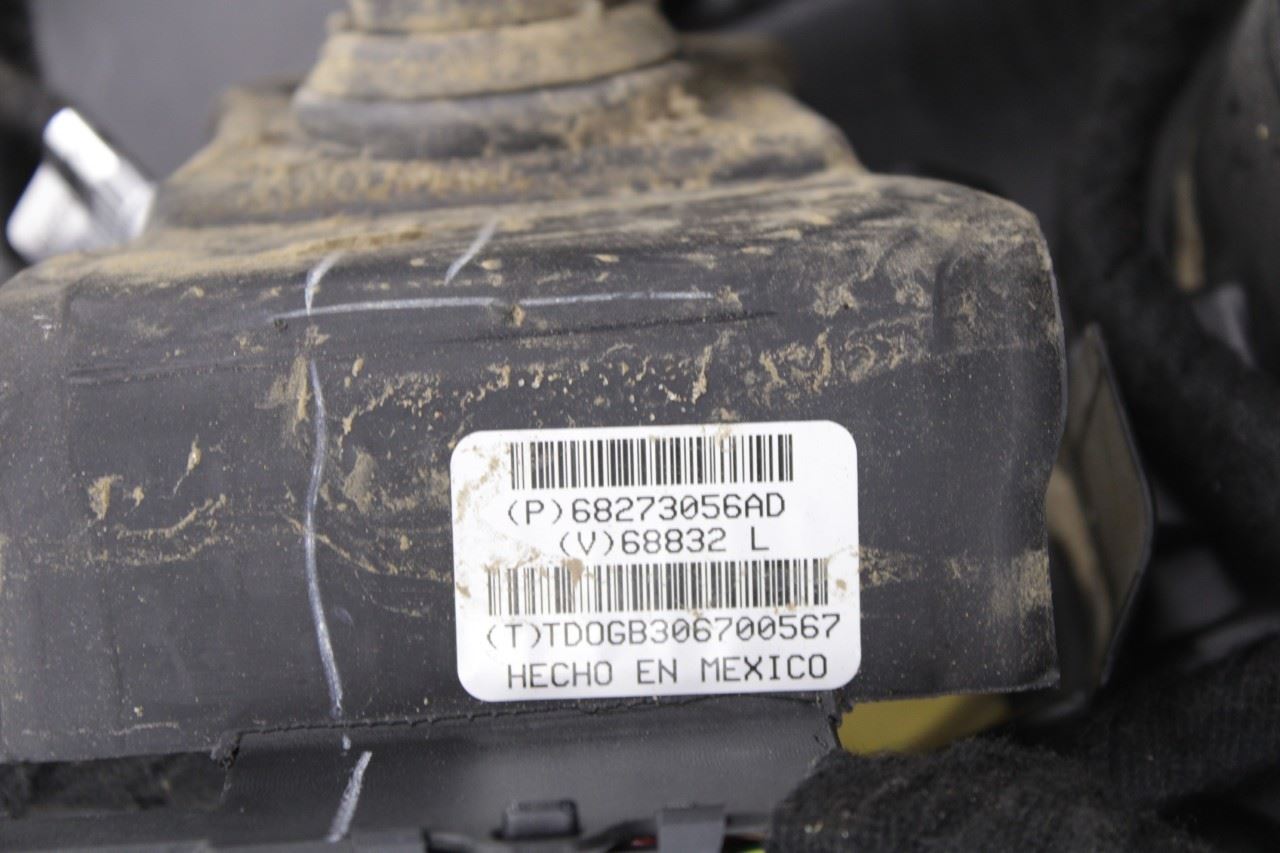 14-23 Jeep Cherokee Limited Front Right Door Window Regulator w/ Carrier w Motor - Alshned Auto Parts