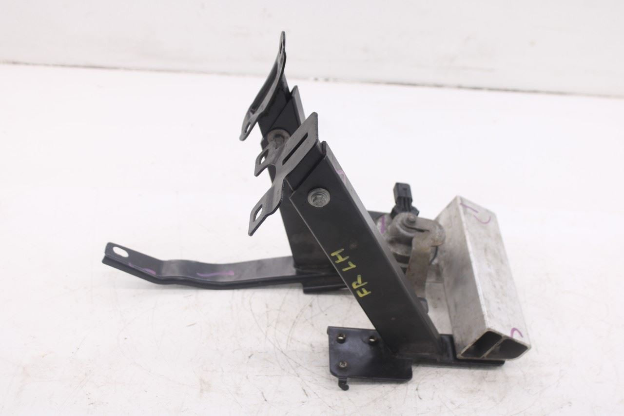 15-23 Mercedes-Benz C300 Front RH and LH Side Radiator Core Support Bracket Set - Alshned Auto Parts