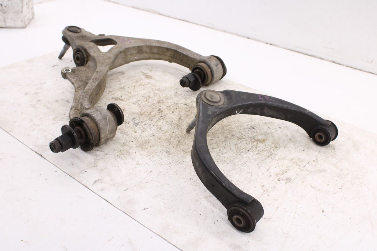 19-24 Ram 1500 Classic Express Quad Cab 4WD Front RH Side Control Arm Set *ReaD*8