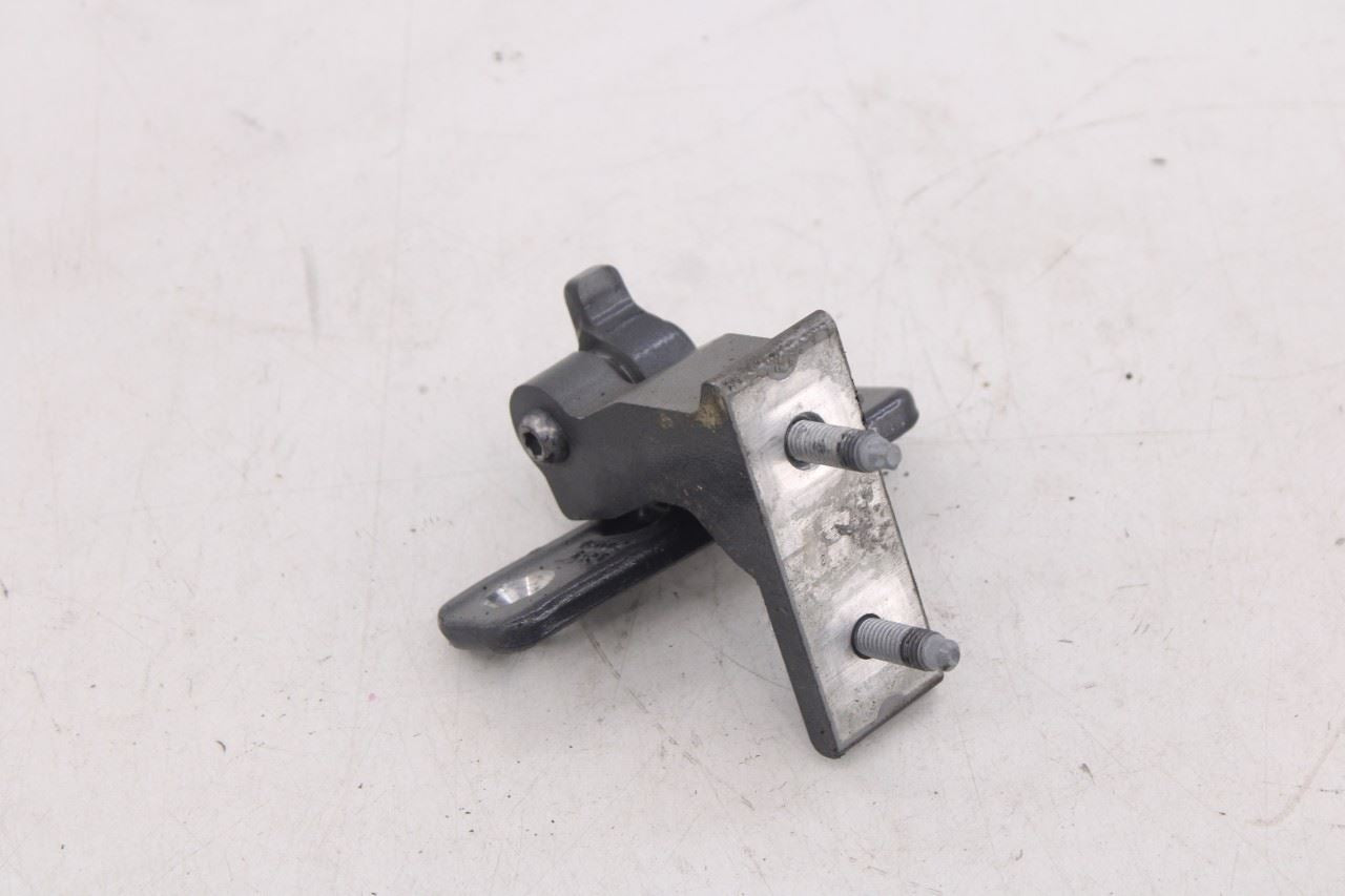 2015-2021 Mercedes-Benz C300 4Matic Front Right Side Door Hinge Upper and Lower14
