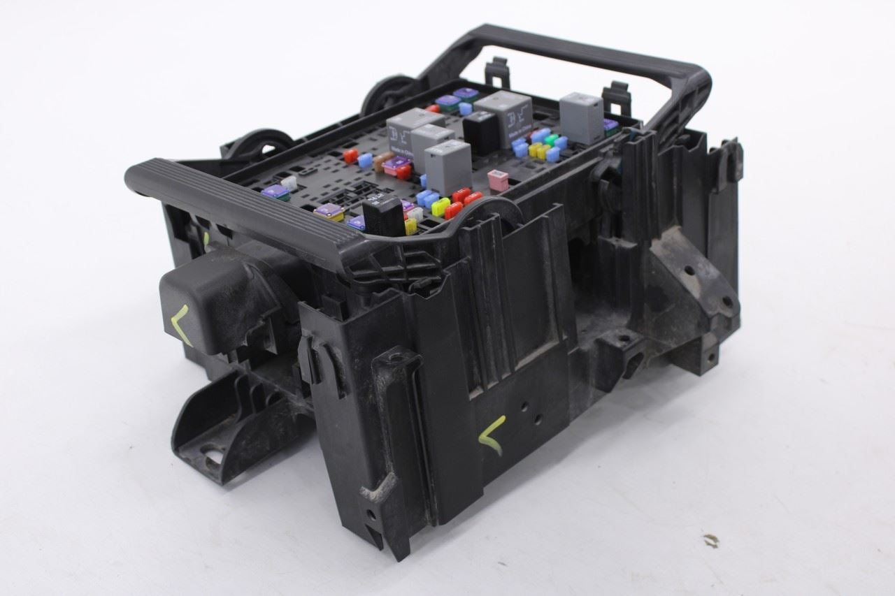 14-16 Chevy Silverado 1500 2WT 4WD Engine Wire Harness Fuse Relay Junction Block - Alshned Auto Parts