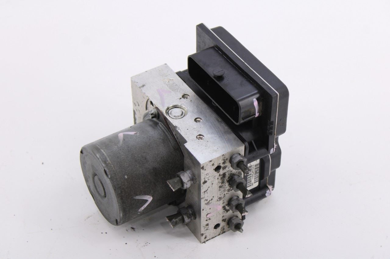 2010-2013 Mercedes-Benz E 350 Luxury 4Matic 3.5L ABS Anti Lock Brake Pump Module3