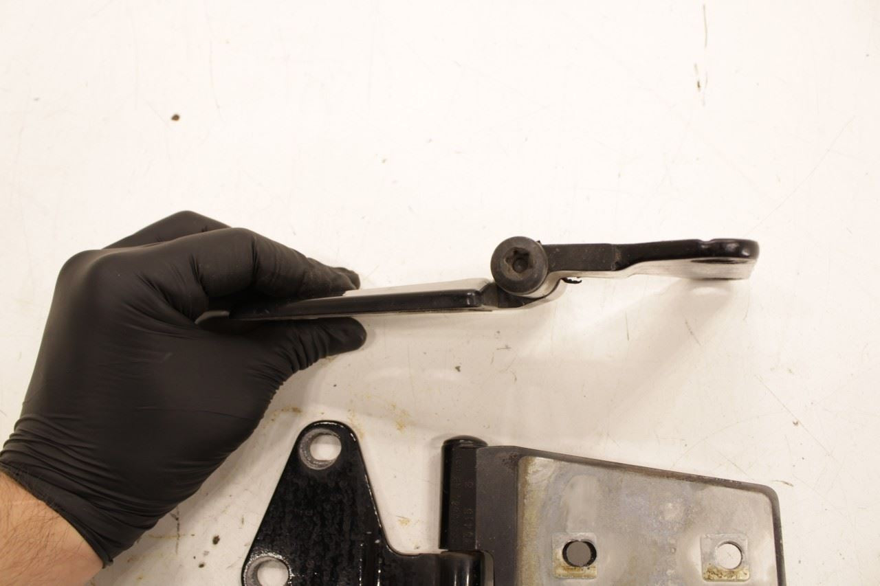 2007-18 Jeep Wrangler Sport 2dr Front Right Side Door Hinge Upper and Lower Pair - Alshned Auto Parts