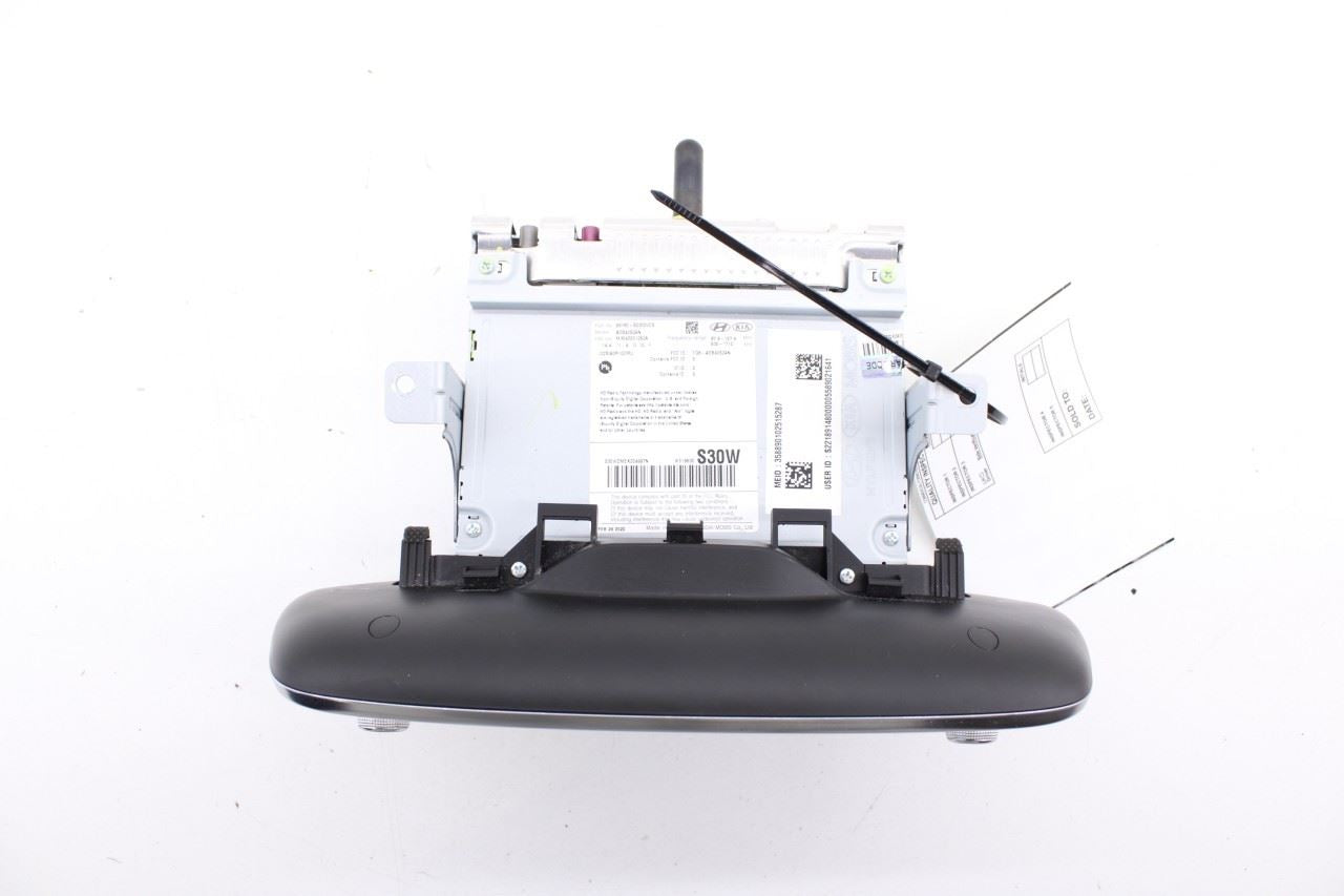 19-20 Hyundai Santa Fe SEL Radio Faceplate Control w/ 7.0'' Display and Receiver - Alshned Auto Parts