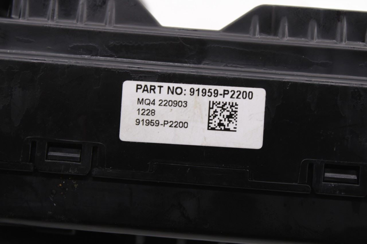 2021-23 Kia Sorento X-Line SX Prestige 2.5L Engine PCB Fuse Relay Junction Block - Alshned Auto Parts