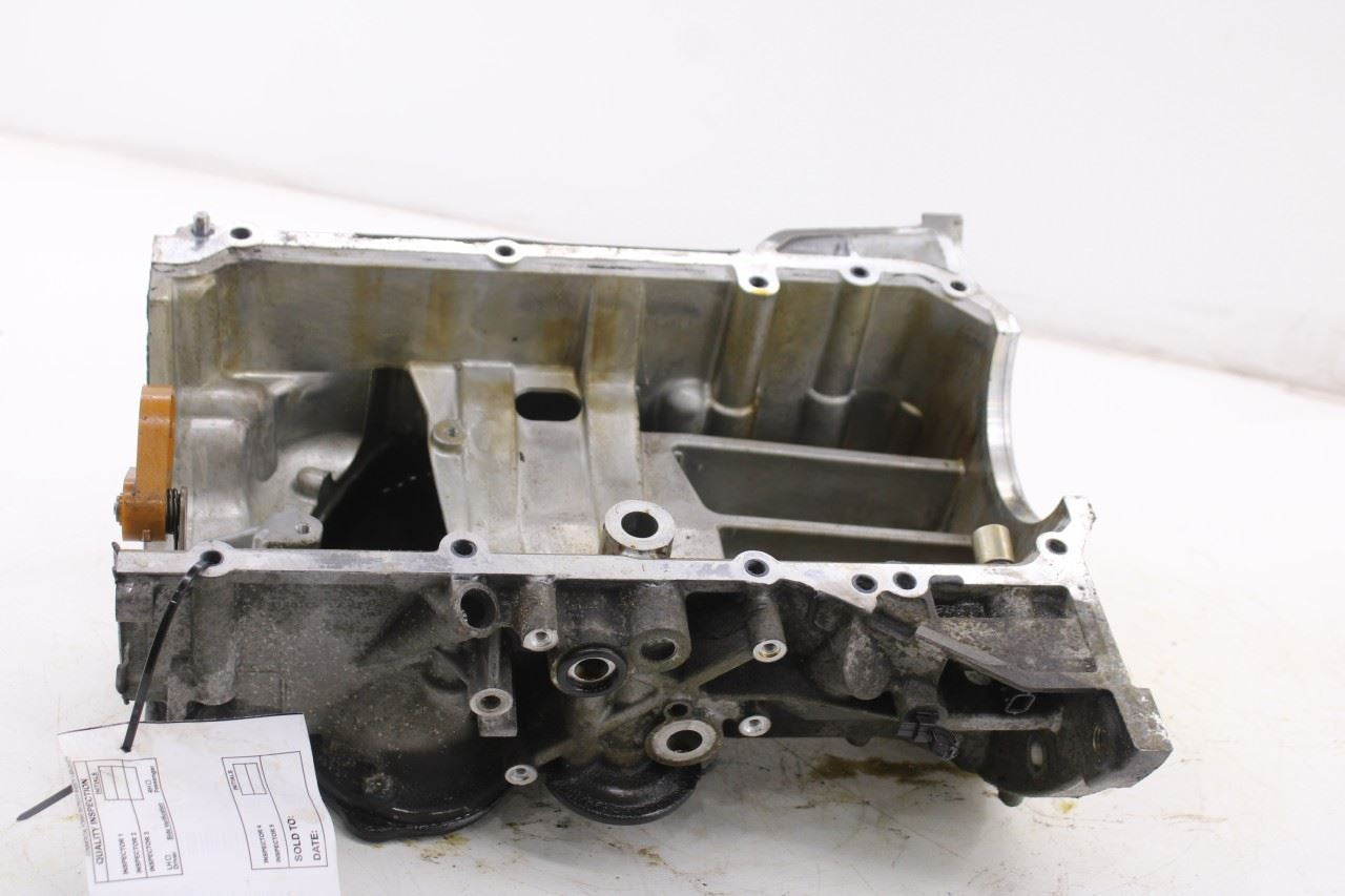 2017-19 Nissan Sentra SV 1.8L FWD Engine Upper and Lower Oil Pan 11110-3RC1A OEM2