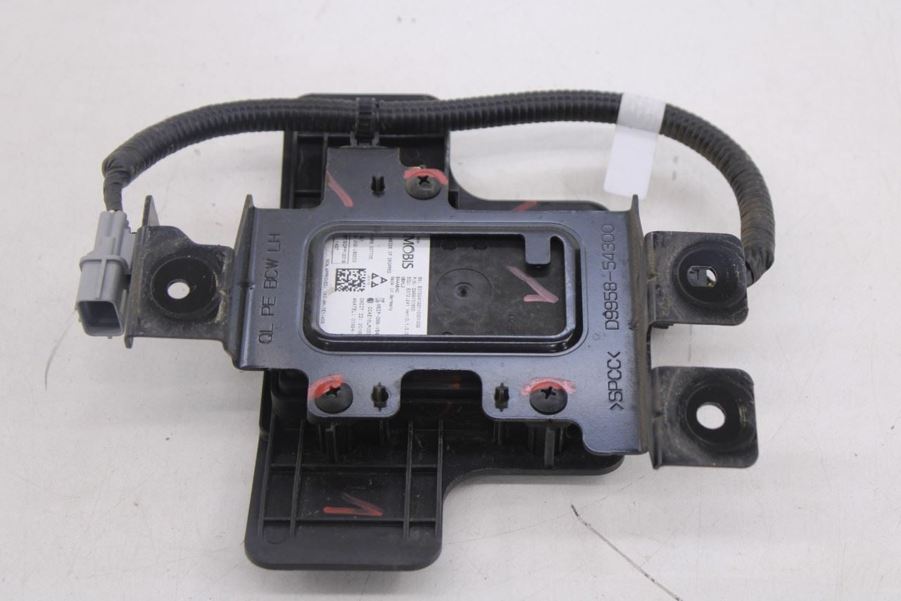 20-22 KIA Sportage Nightfall Rear Left Blind Spot Detection Radar Sensor Module10