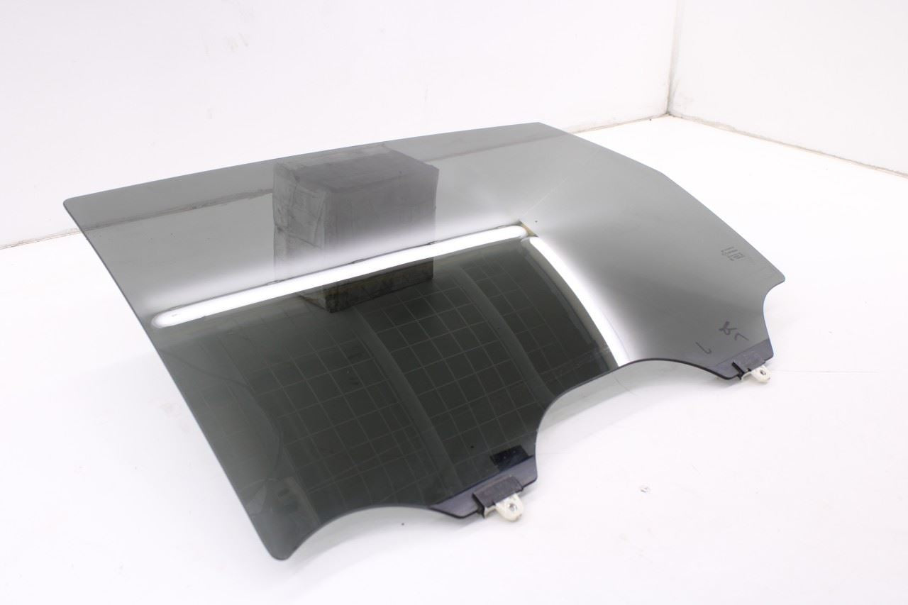 2014-2020 Infiniti QX60 Rear Left Side Door Window Movable Glass 82301-3JA1C OEM - Alshned Auto Parts