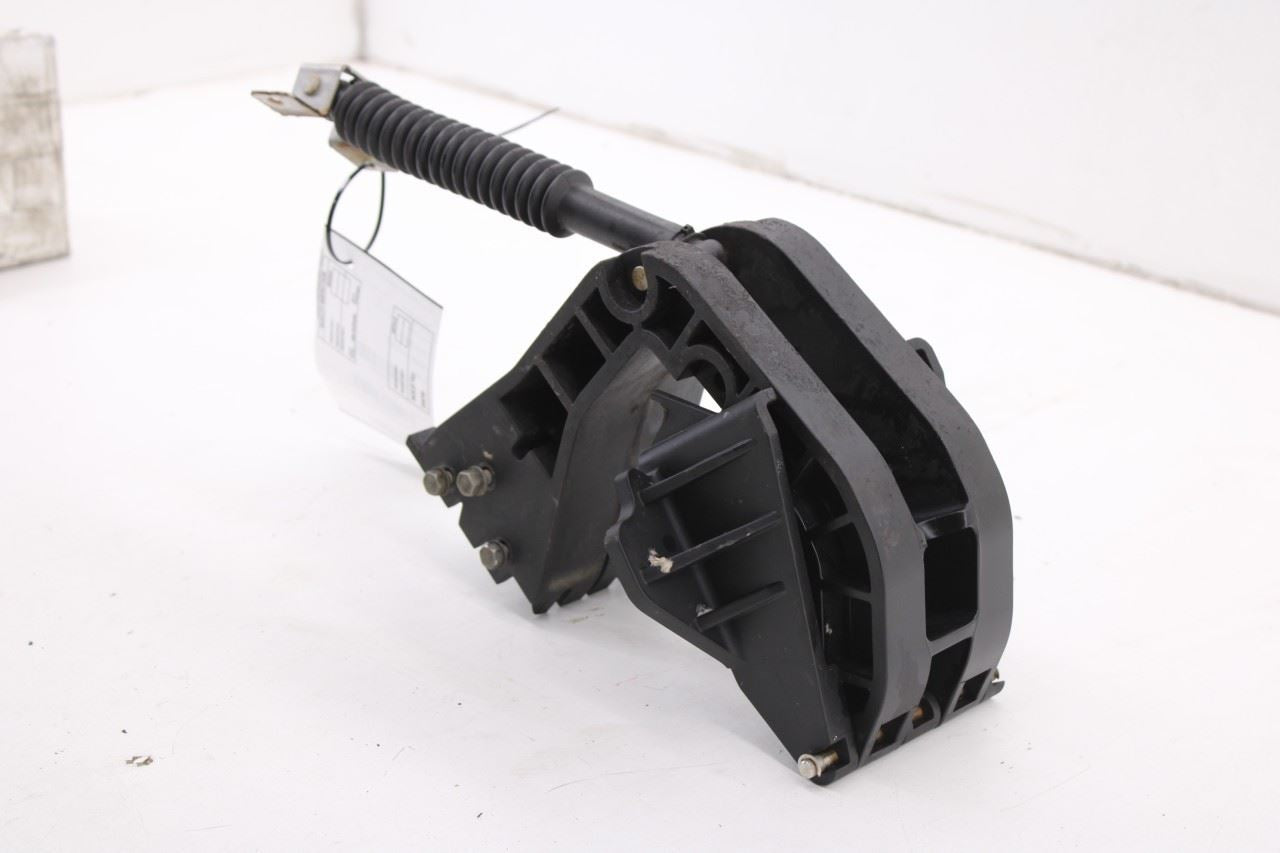2021-2026 Yamaha VX Deluxe Hood Hinge w/ Shock Strut Dumper F4P-U515A-00-00 OEM4