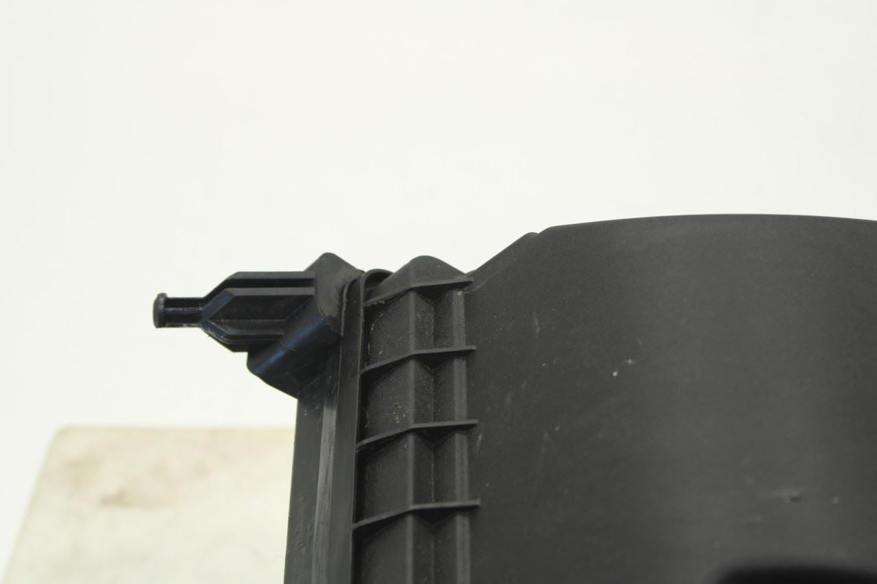 2019-2020 Kia Sorento LX 3.3L FWD Air Intake Cleaner Assembly 28110C5250 OEM - Alshned Auto Parts