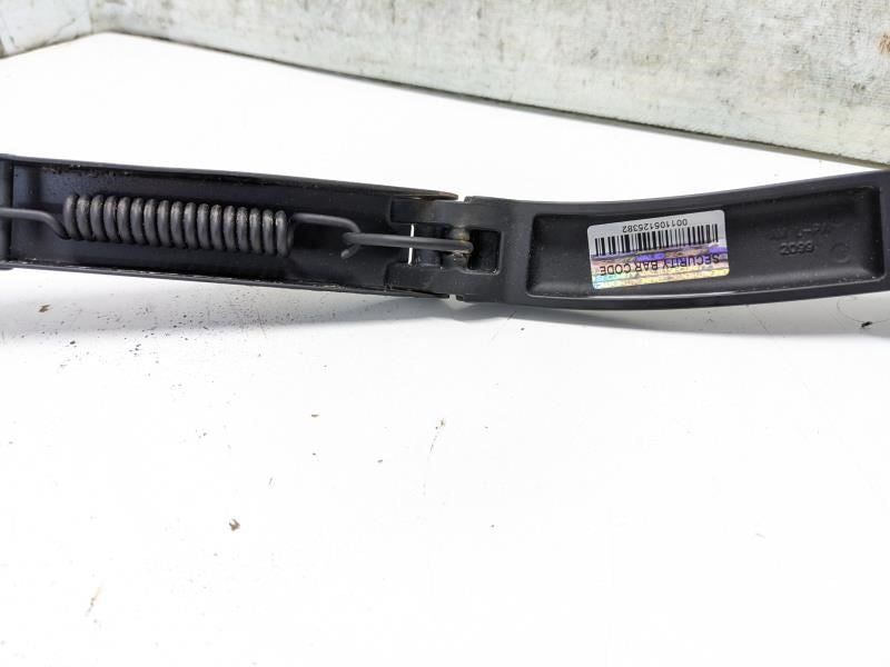 2010-2013 Kia Soul Front Right Passenger Wiper Arm 98320-2K000 OEM - Alshned Auto Parts