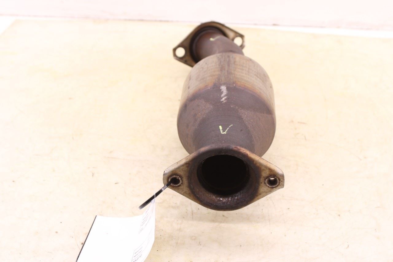 2017-2020 Toyota Sienna LE 3.5L FWD Exhaust System Pipe 17420-0P471 OEM - Alshned Auto Parts