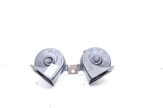 2003-2009 Land Rover Range Rover High and Low Note Horn w/ Bracket YEB000021 OEM - Alshned Auto Parts