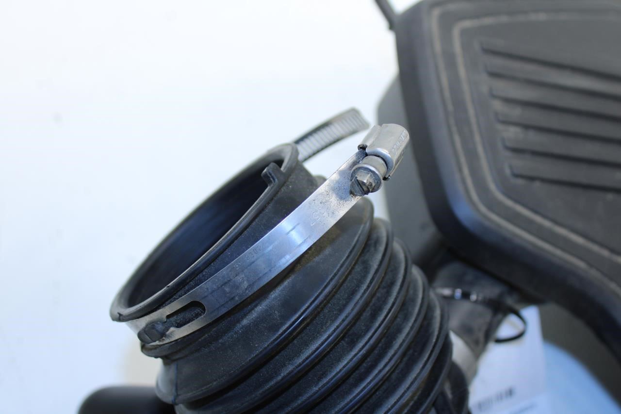 2017-23 GMC Acadia SLT-1 3.6L Engine Air Intake Cleaner Outlet Duct 84540981 OEM - Alshned Auto Parts