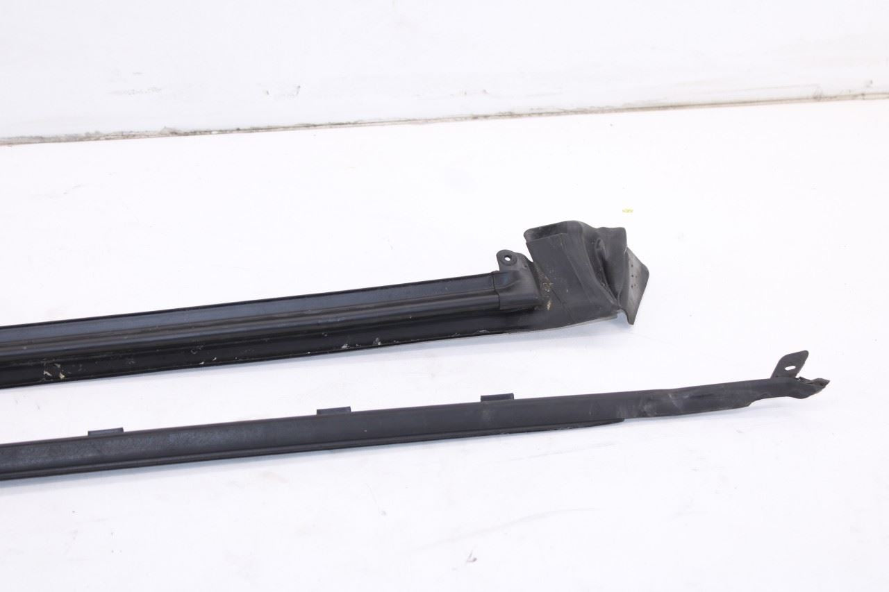 15-23 Ford Mustang Conv V6 2Dr Front Left Door Outer and Inner Belt Weatherstrip9
