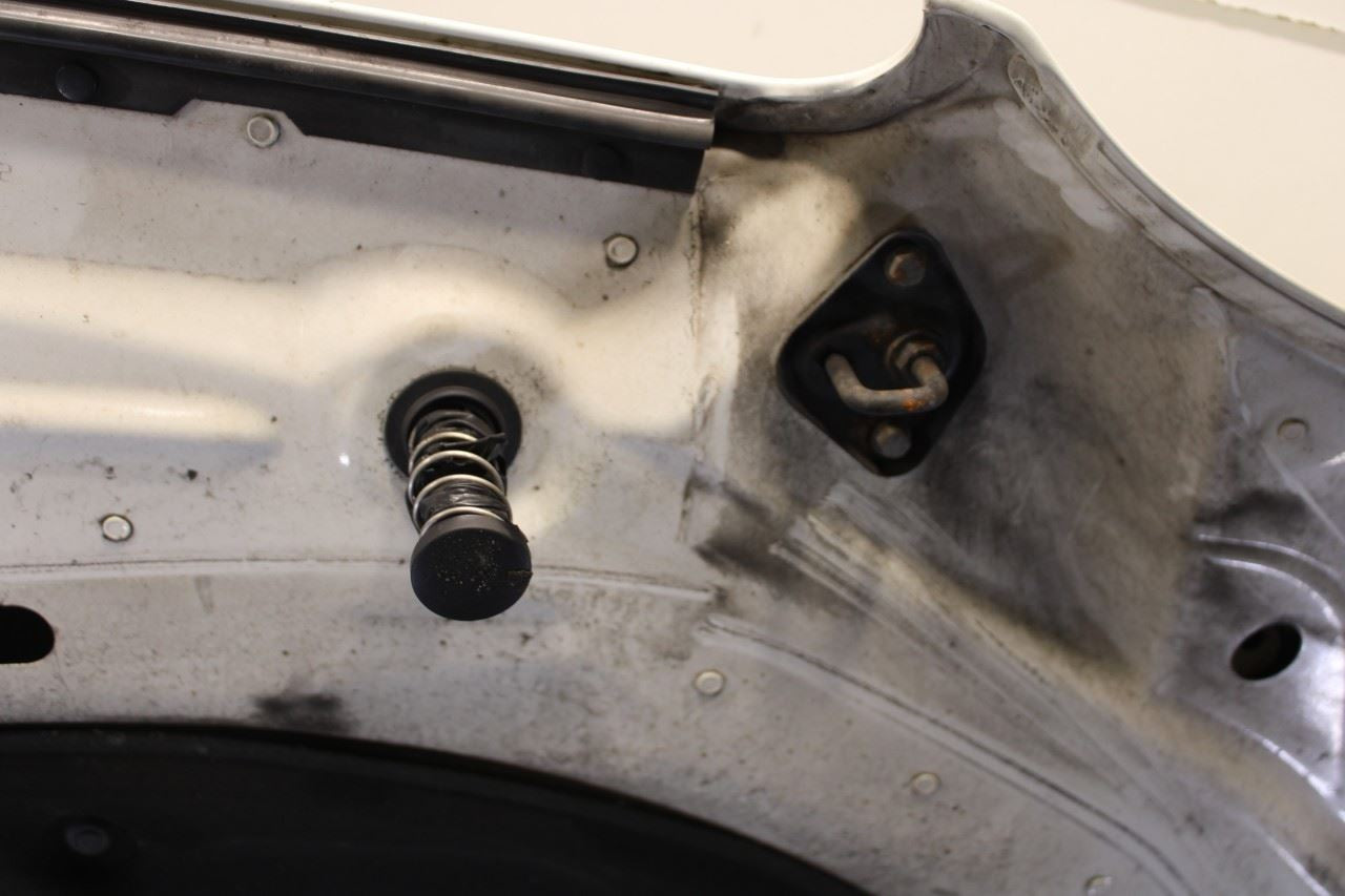 10-13 Mercedes-Benz E350 Sport 4Matic Front Hood Bonnet Panel 2128800157 *ReaD* - Alshned Auto Parts