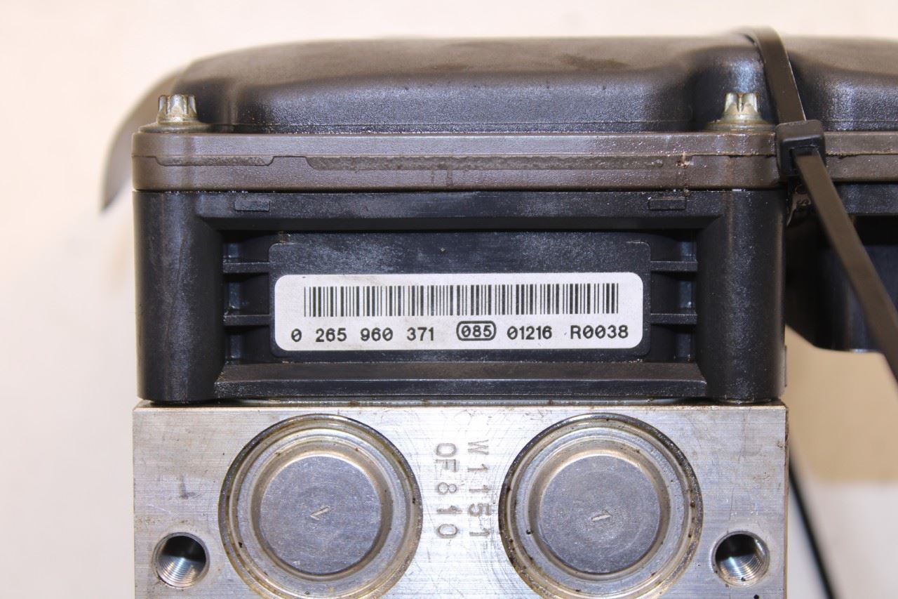 10-12 BMW 750Li xDrive 4.4L ABS Anti Lock Brake Pump Control Module 34516799143 - Alshned Auto Parts