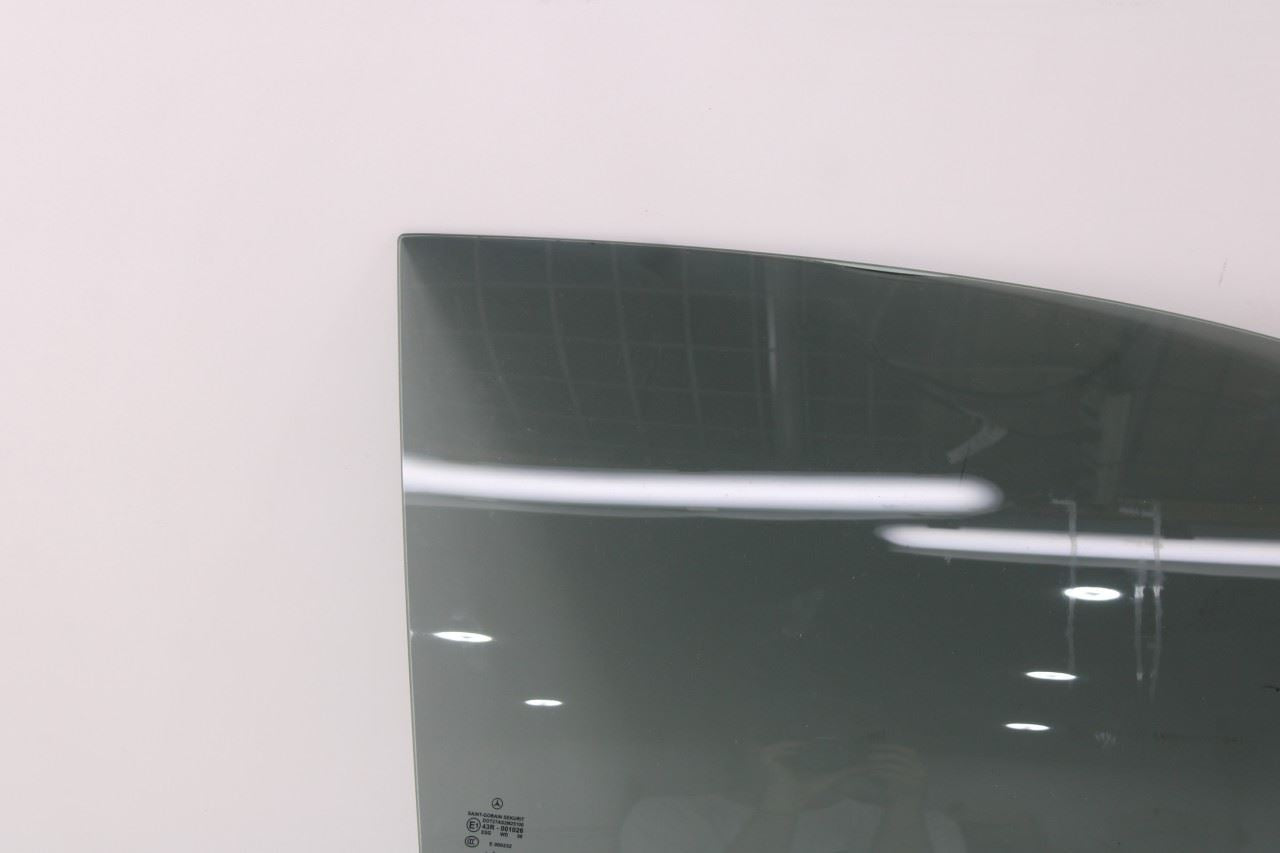 2006-2009 Mercedes-Benz CLK350 Front Right Door Window Glass 2097250210 *ReaD* - Alshned Auto Parts