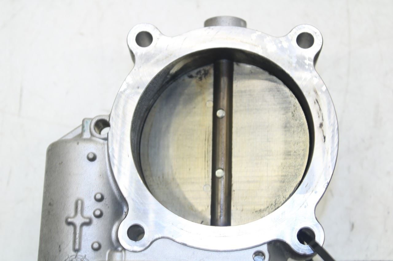 15-19 Ford F250 Lariat Crew Cab 6.2L Fuel Injection Throttle Body FR3E-9F991-AA - Alshned Auto Parts
