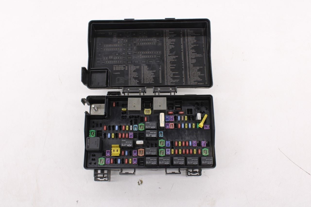 2015 Dodge Durango SXT 3.6L Engine Power Distribution Center Fuse Box 68242830AC - Alshned Auto Parts