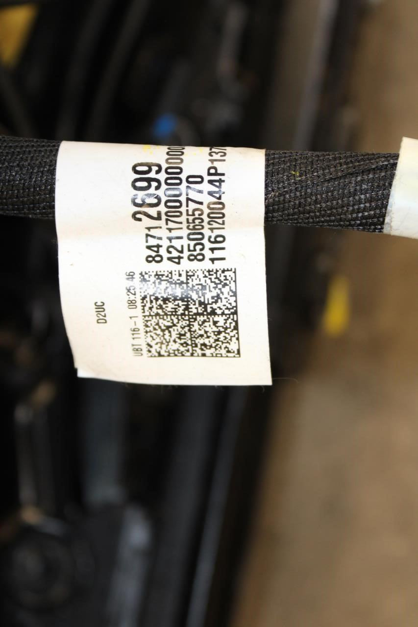 2018-24 Chevrolet Equinox LT Front RH Side Seat Complete w/ Buckle 13525391 OEM - Alshned Auto Parts