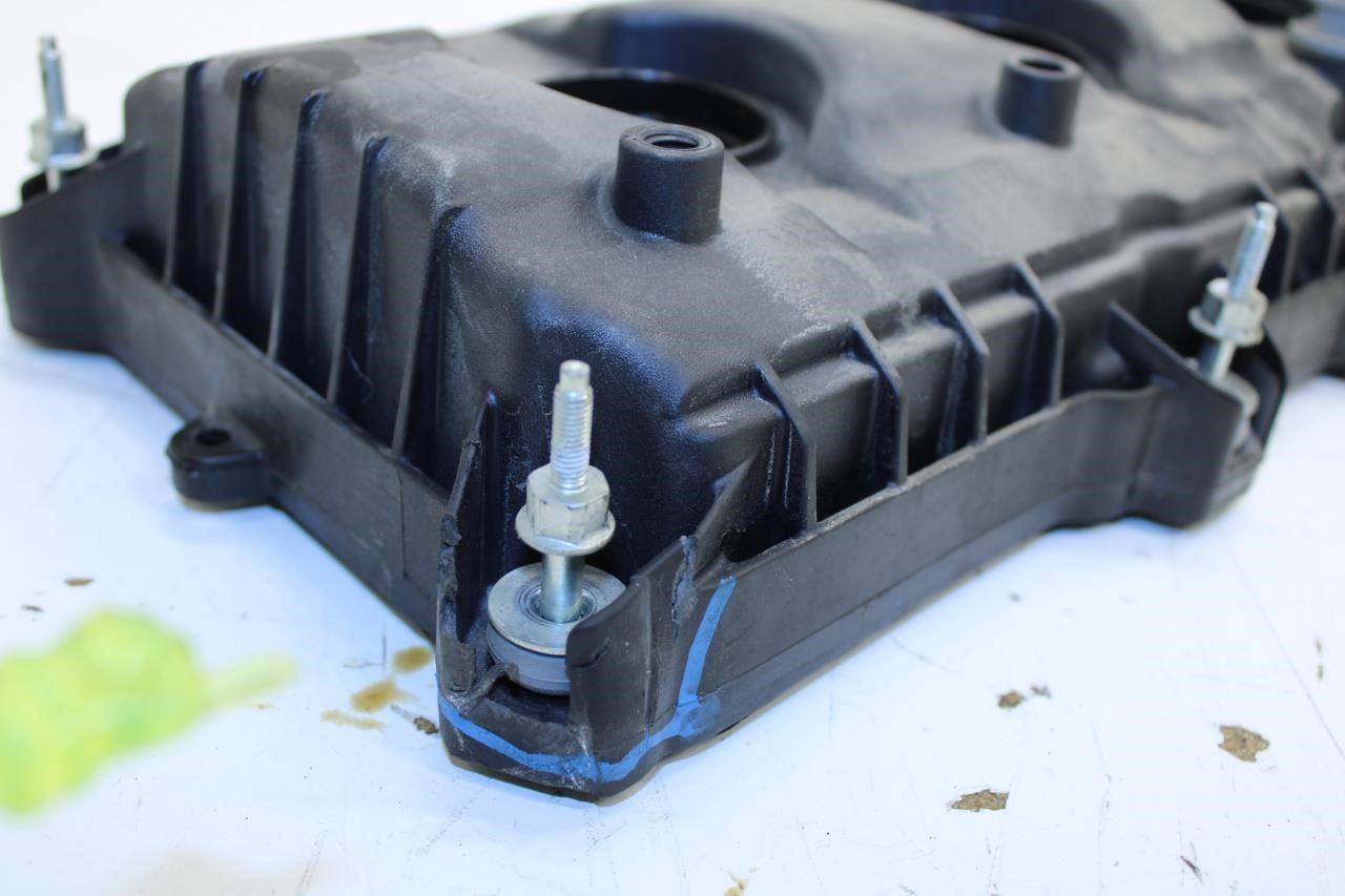 2020-2024 Ford Explorer Police 3.3L Right Side Engine Cylinder Head Valve Cover - Alshned Auto Parts