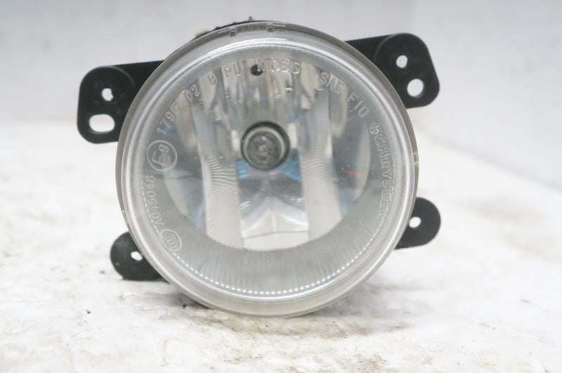 11-13 Jeep Grand Cherokee Limited Front Right Side Fog Light Lamp 5182026AA OEM - Alshned Auto Parts