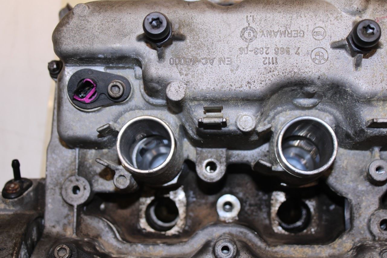 10-12 BMW 750Li xDrive 4.4L RH Engine Cylinder Head Assy 115K 11127573933 *ReaD* - Alshned Auto Parts