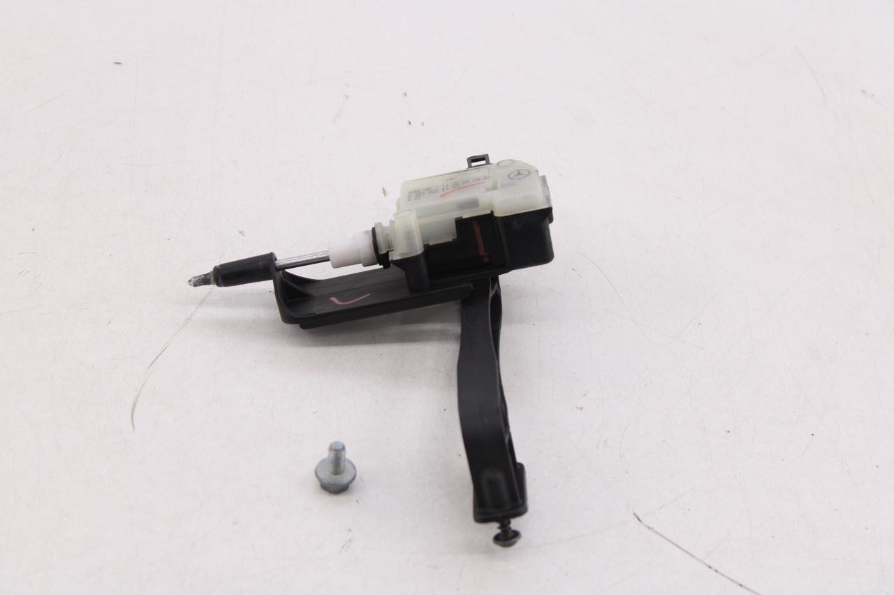 2006-2009 Mercedes-Benz CLK 350 3.5L Fuel Tank Filler Door Lid Cover 20975002068