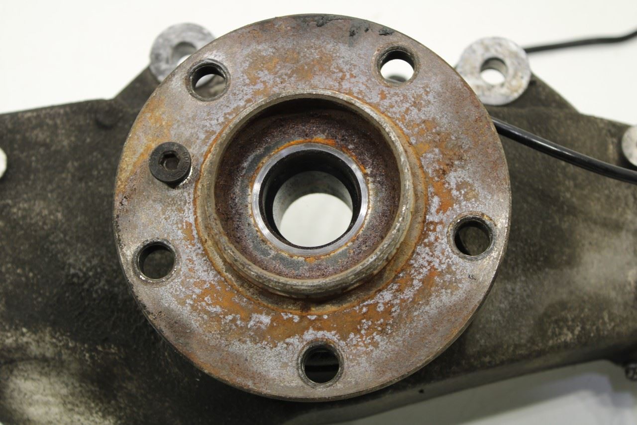 10-15 BMW 750I xDrive Front Right Passenger Side Spindle Knuckle Hub 31216777750 - Alshned Auto Parts
