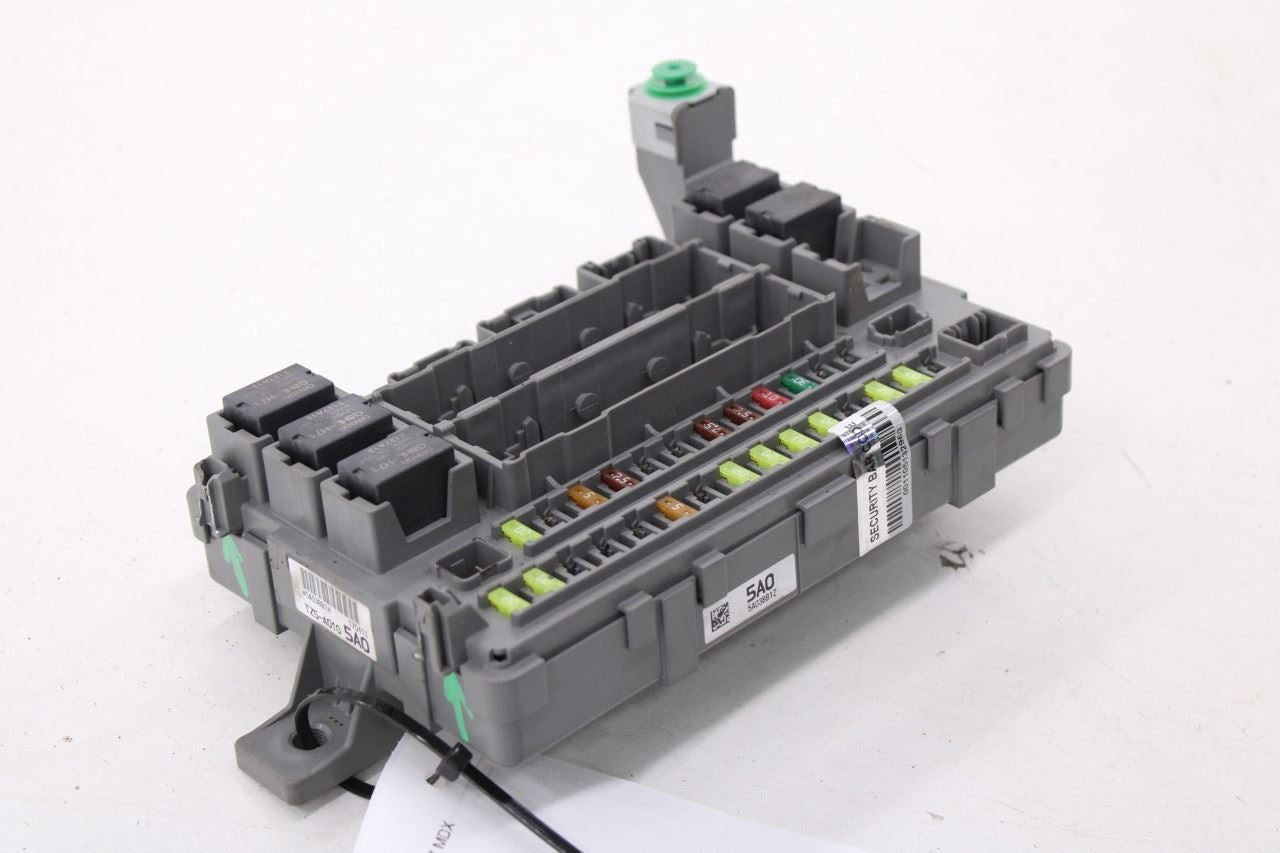 16-18 Acura MDX w/ Technology Pkg 3.5L Cabin Instrument Panel Fuse Block *ReaD* - Alshned Auto Parts