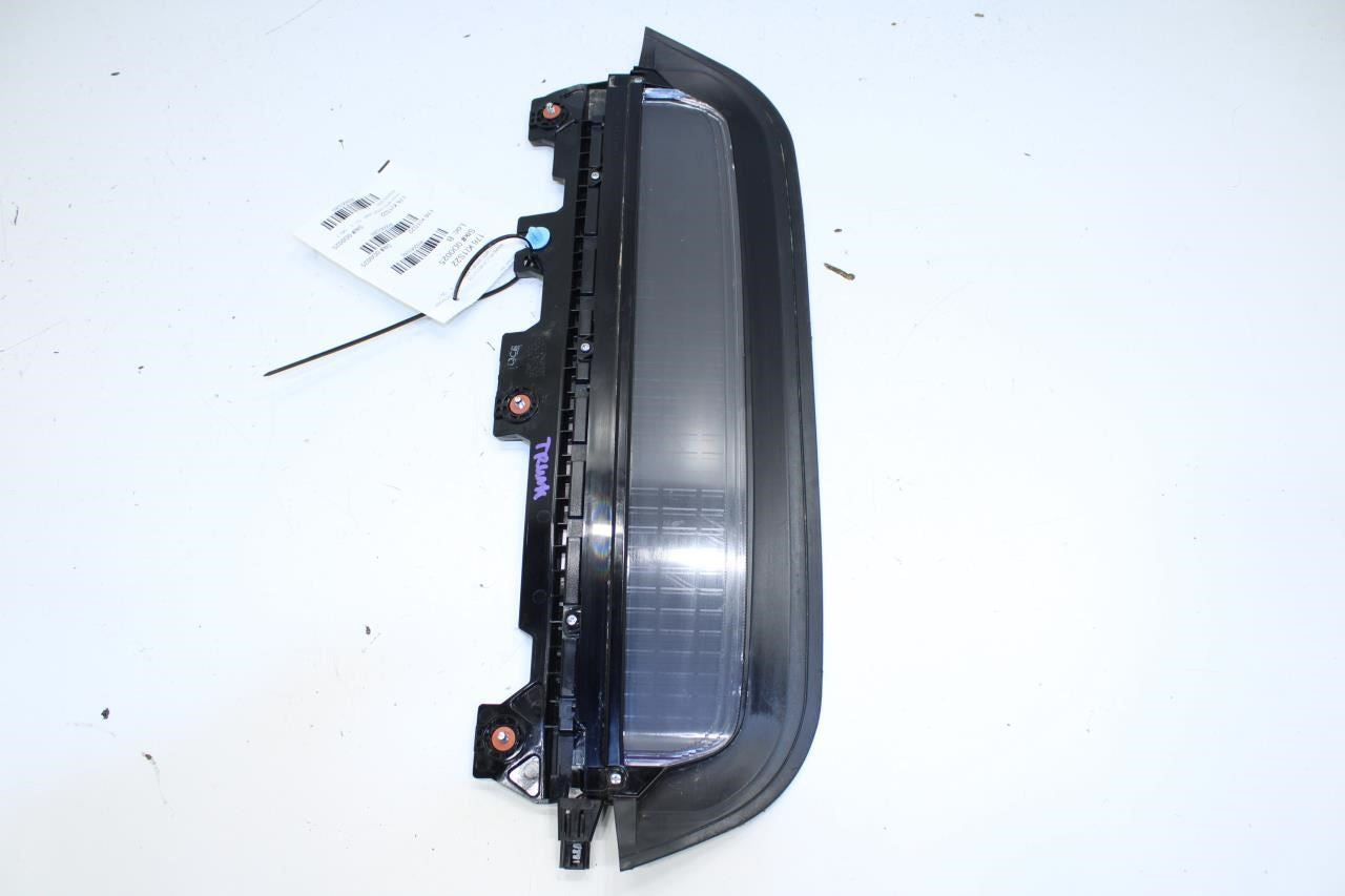 2018-2023 Kia Stinger GT1 Center High Mounted Stop Light Lamp 92700-J5000 OEM - Alshned Auto Parts