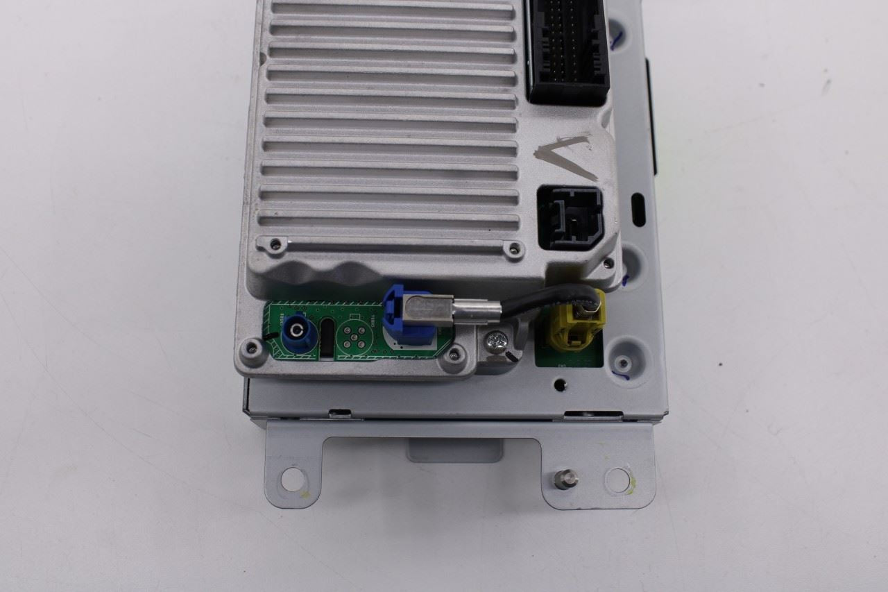 18-23 Ford Mustang GT Navigation Sync 3 APIM Communication Module w/ 8.0 Display10
