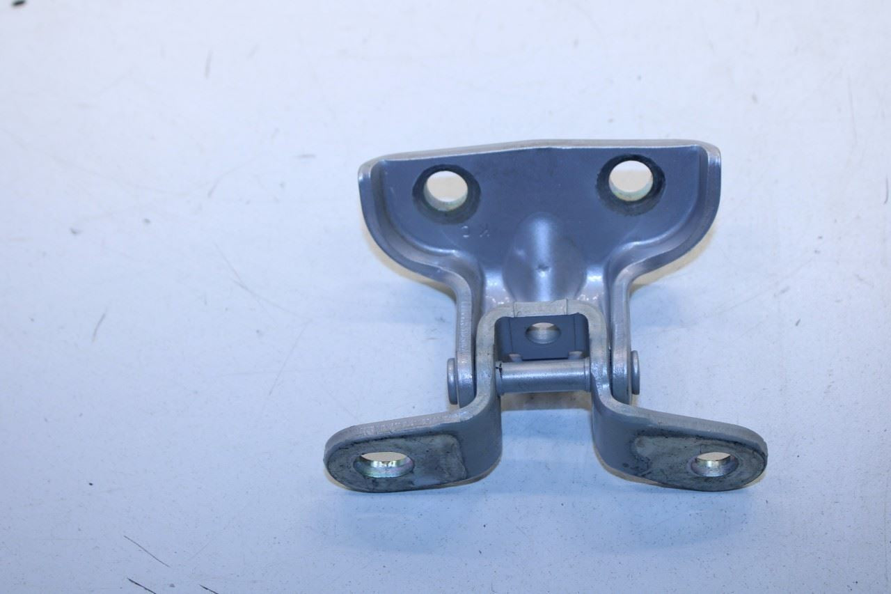 2020-2025 KIA Soul LX Rear Left Side Door Hinge Upper and Lower Pair 79410-D8000 - Alshned Auto Parts