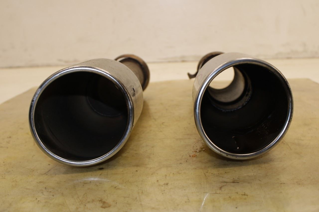 2011-2018 Ram 1500 Big Horn Rear Left and Right Exhaust Tailpipe Tip 68271071AA - Alshned Auto Parts